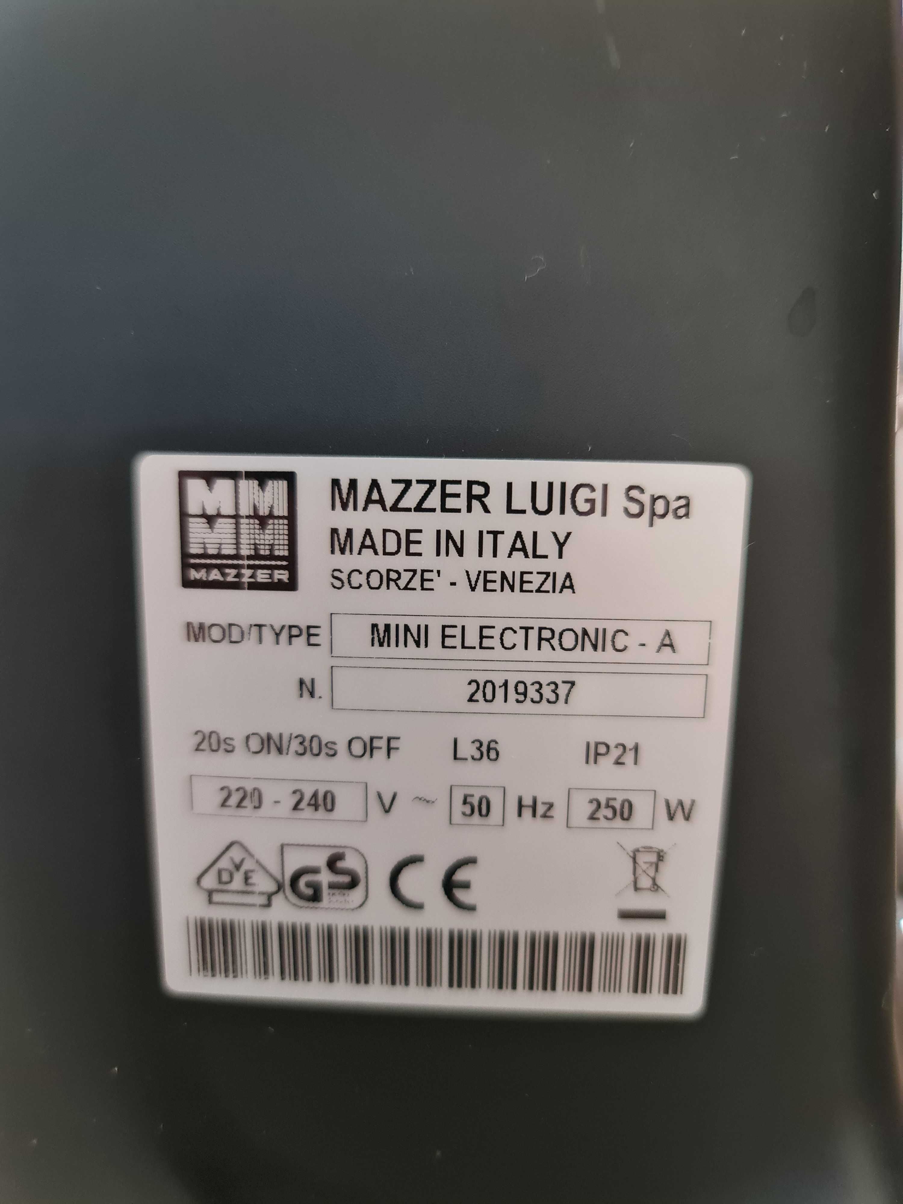 Професионална електронна кафемелачка Mazzer Mini Electronic A