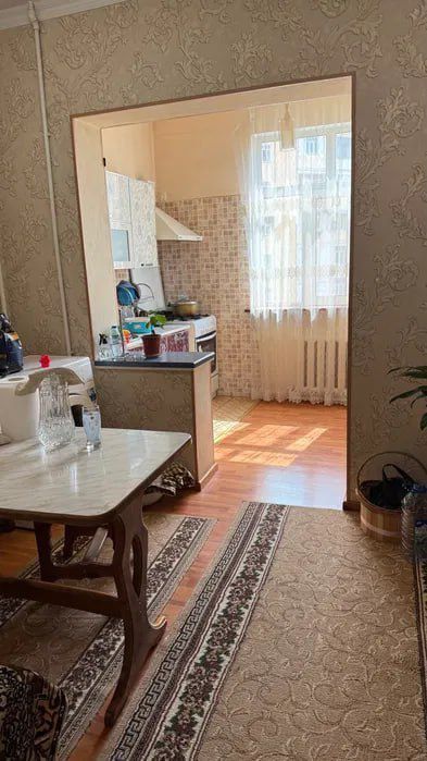 Продаю 2 комнатную квартиру в Сергели 5