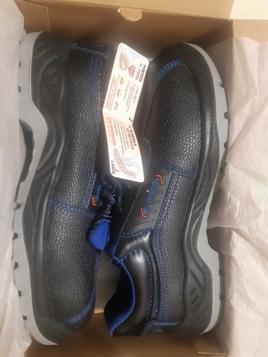 Нови Работни обувки със защита - без метал