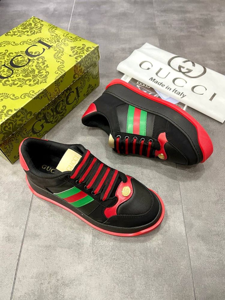 Adidasi barbatii gucci