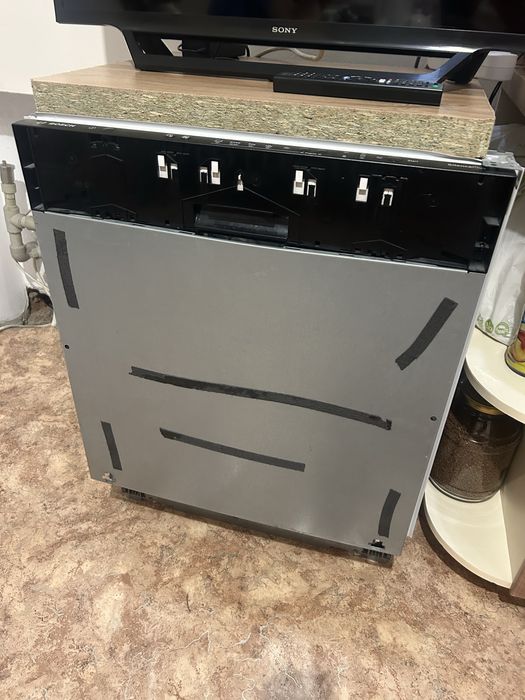 Встраеваемая посудамоечная машина от фирмы Bosch  на 12 персон