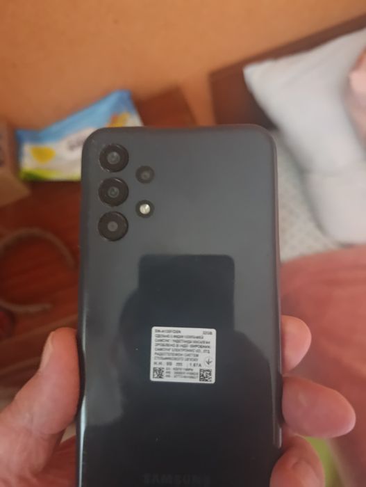 Продаю сотовый телефон Samsung недорого.