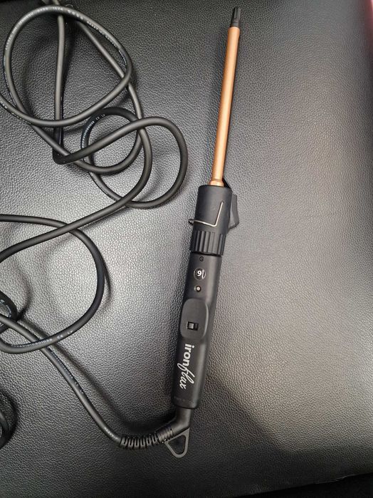 Маша за афрокъдрици