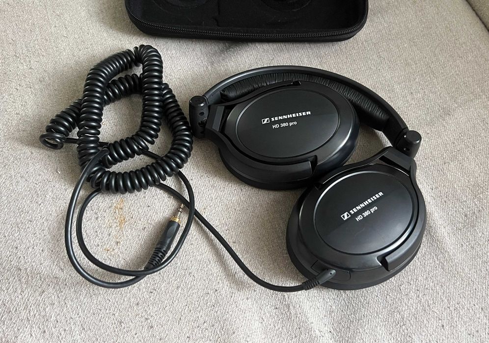 Sennheiser HD 380 Pro casti monitorizare studio originale st excelenta