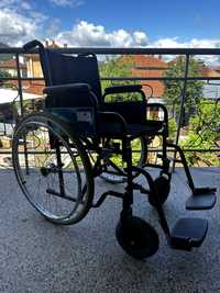 Инвалидна количка за трудно подвижни хора