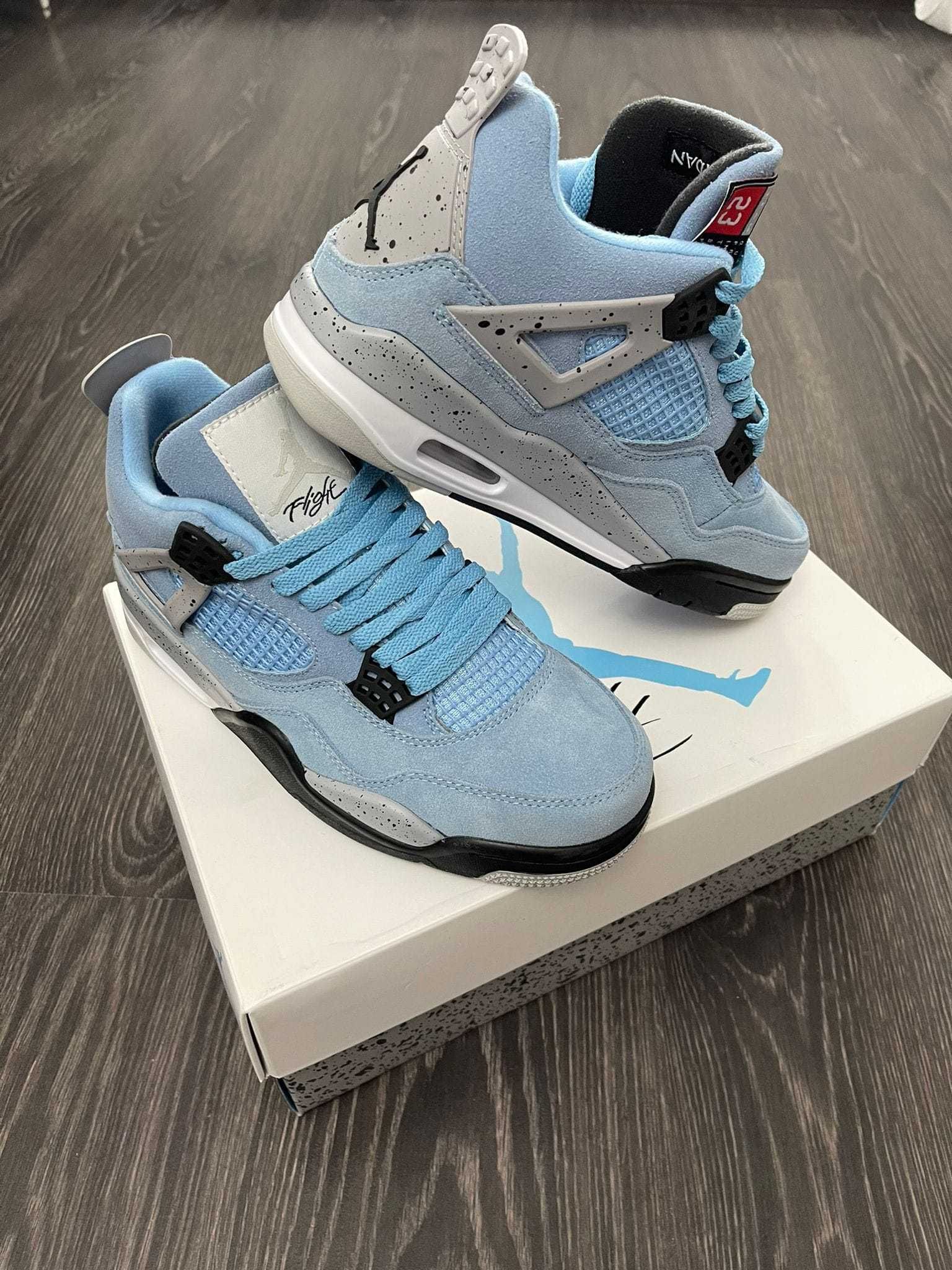 Jordan 4 UNIVERSITY BLUE produs nou | Premium