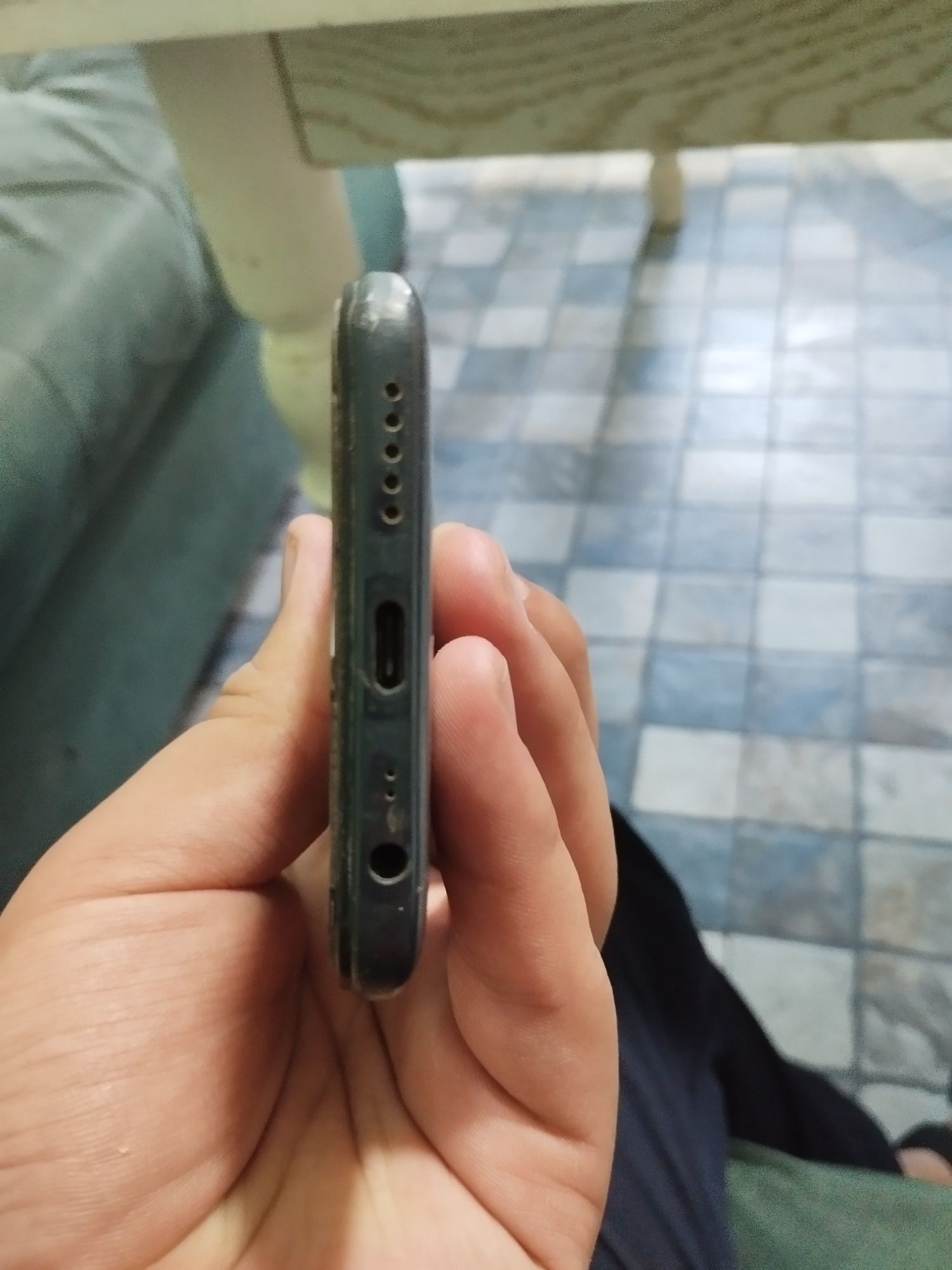 Redmi 8 4/64 rabochi