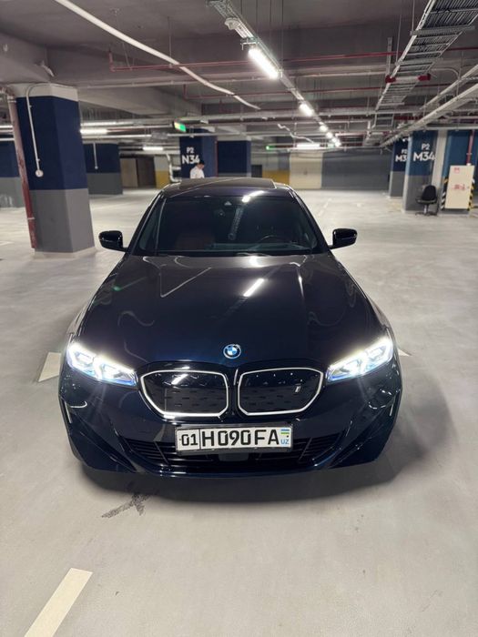 BMW i3 40L night sport