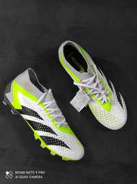 Ghete fotbal adidas Predator accuracy fG