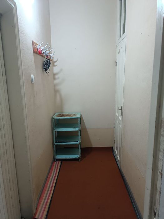 1 хоналик уй ижарага берилади