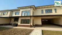 Ибн синода ховли сотилади. NR494/23