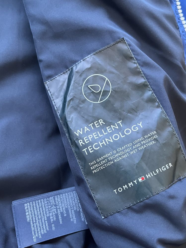 Tommy Hilfiger : TH Tech Protect  - Преходно яке размер М/Л Оригинал