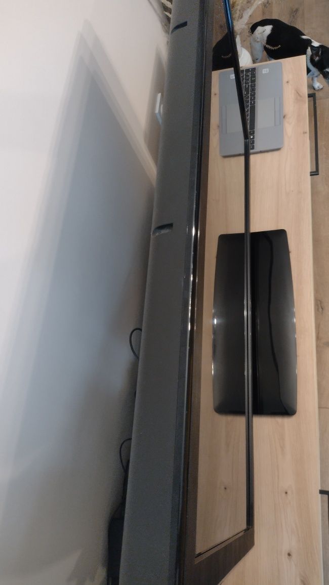 Телевизор LG 42 инча