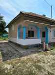 Casa si curte de vanzare, beci, 2 terase, 2 fantani