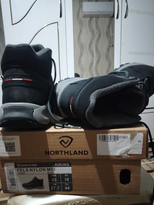 Зимний Кроссовка