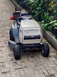Tractoras e cositori