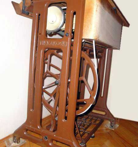 Швейная машина Tikkakoski (Tikka) на станине