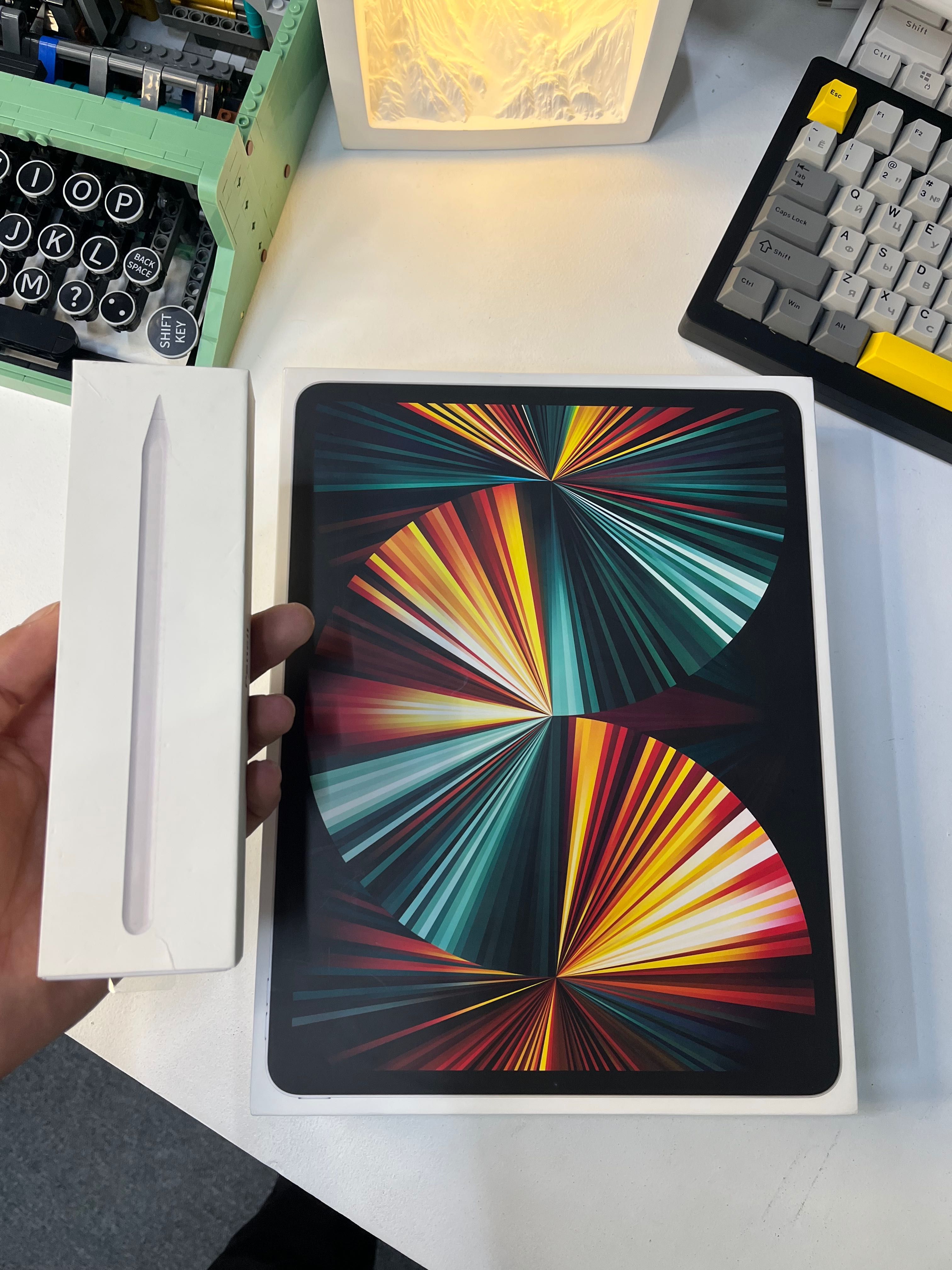 Срочно Новый iPad Pro 12,9 M1 на 128 GB