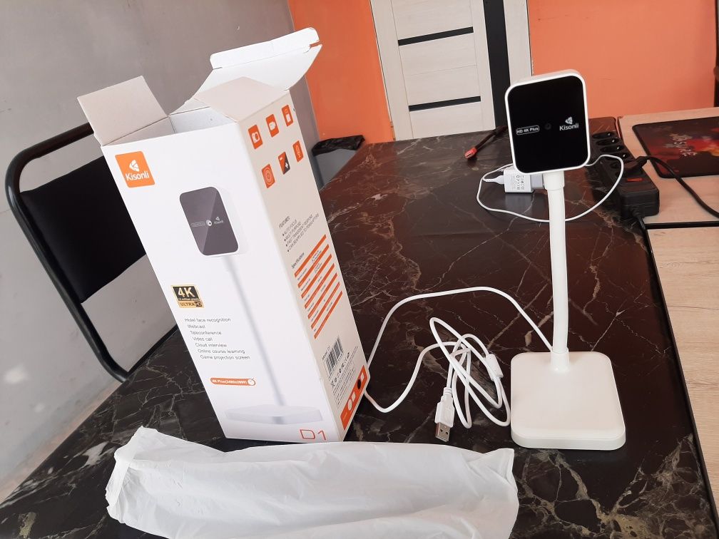 Web kamera 4K  sotiladi