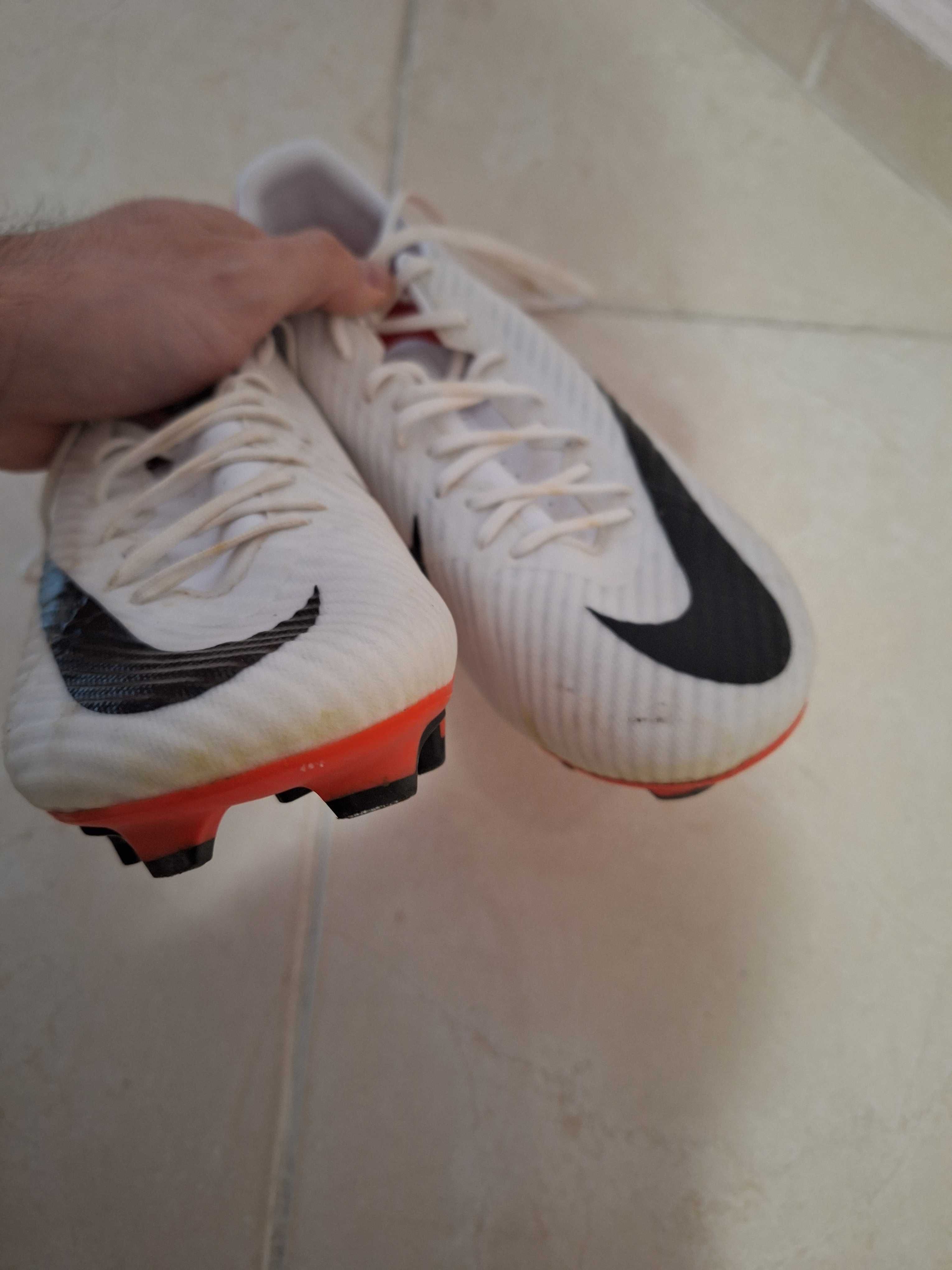 Футболни бутонки 42.5 Nike Mercurial