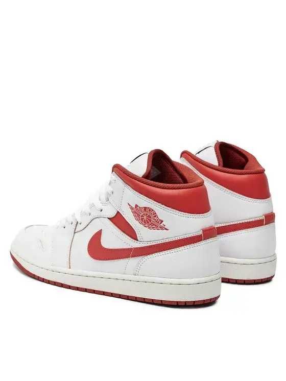 Nike - Air Jordan 1 Mid SE номер 40.5,41 мъкжи бели Оригинал Код 0509