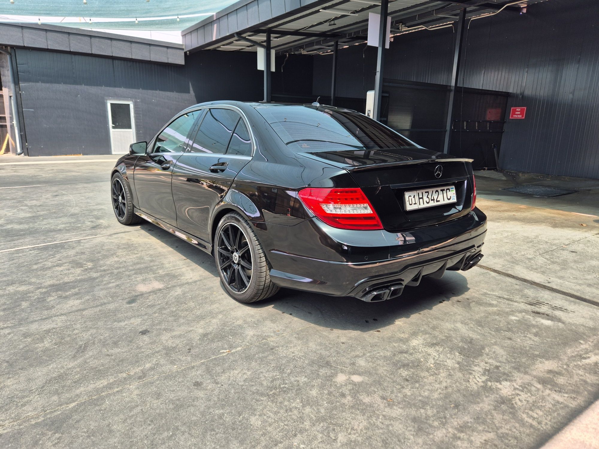 Продам Мерседес w204