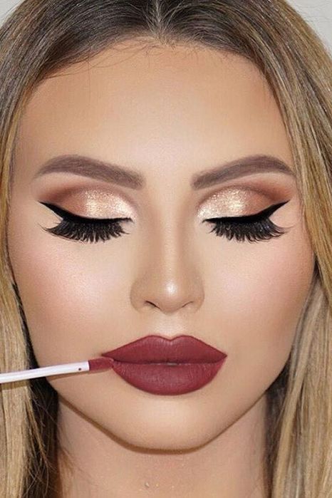 # Iasi # Cursuri / Meditații /  Make-up #