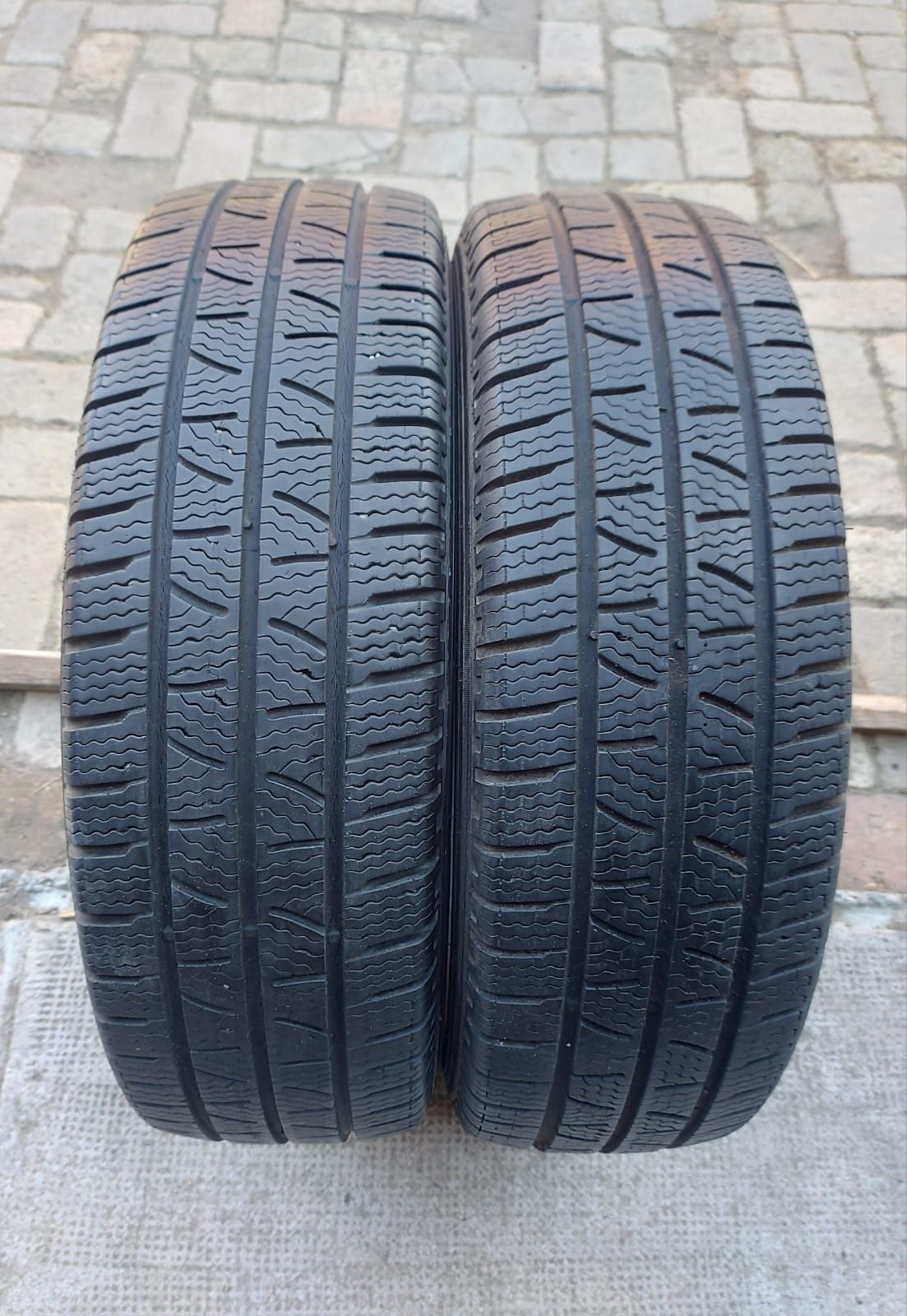 Set 2buc 215/75 R16C 116/114R 10PR Pirelli Carrier Winter M+S iarnă