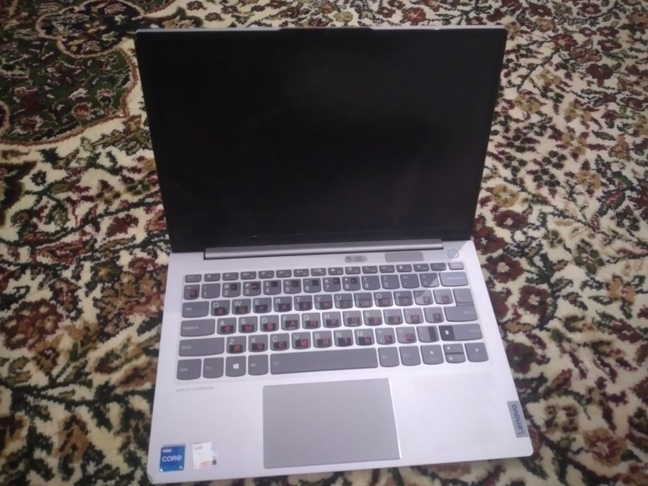 Lenova Thinkbook 13.3s