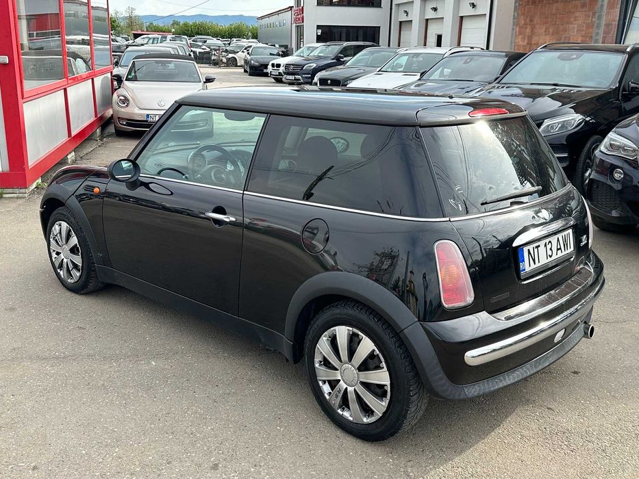 Mini Cooper/One 1,6i 2004 accept variante !