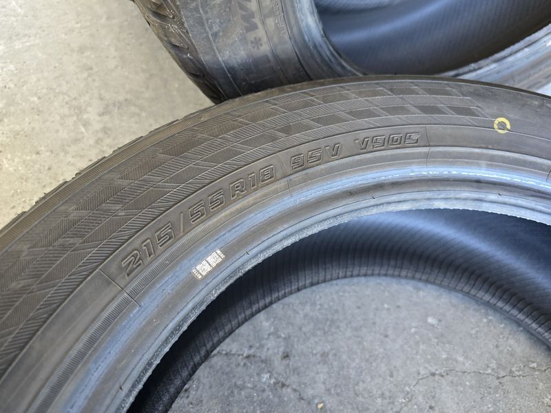 215/55/18 YOKOHAMA 4бр