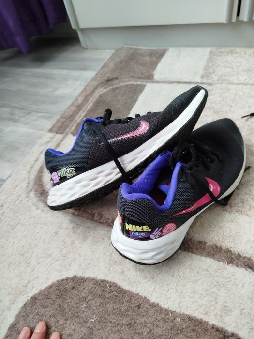 Дамски маратонки nike номер 36.5