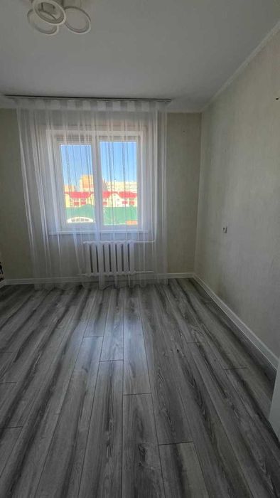 Продам 3 ком. квартиру. Район 19 мкр.