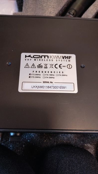 Set 2 microfoane si receptor VHF KAM KWD6