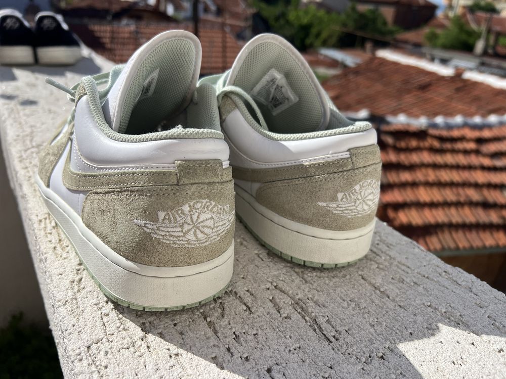 Jordan 1 Low SE Retro 43
