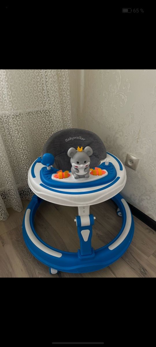 Ходунок для ребенка