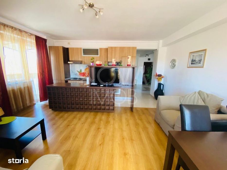 Apartament de inchiriat 3 camere, balcon, garaj, Zona Sub Arini