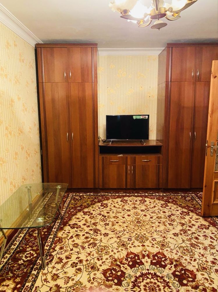 Квартира арендага берилади.Булварда