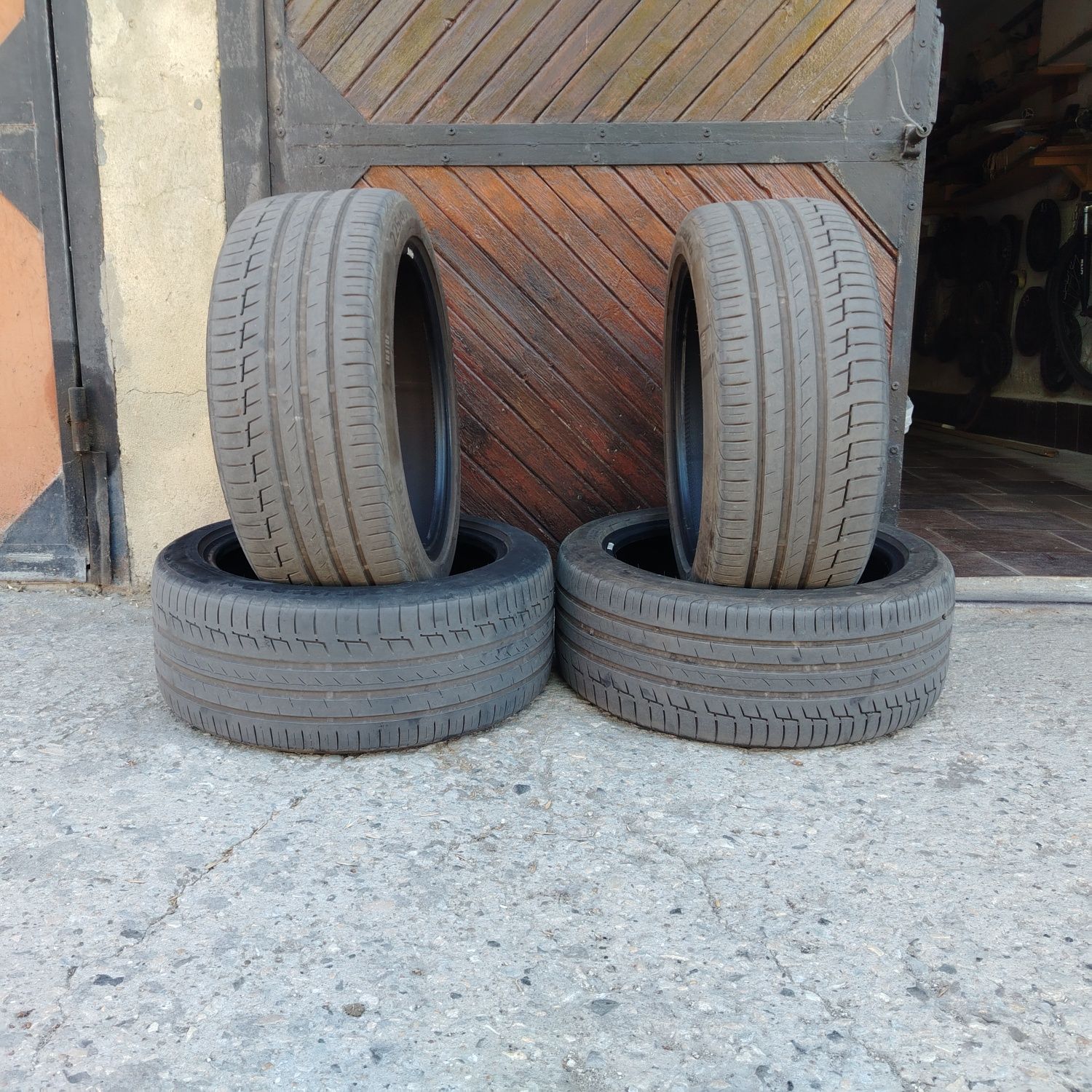Продавам летни гуми 4 бр 225/45/17