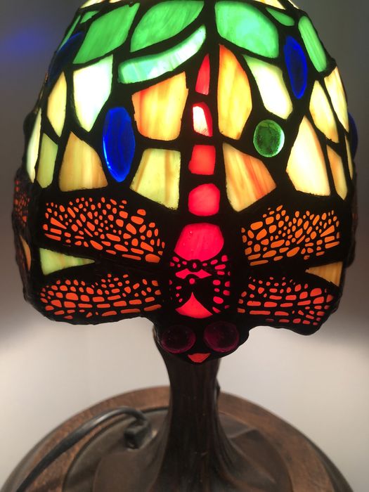 Veioza veche englezeasca ,stil Tiffany,cu libelule