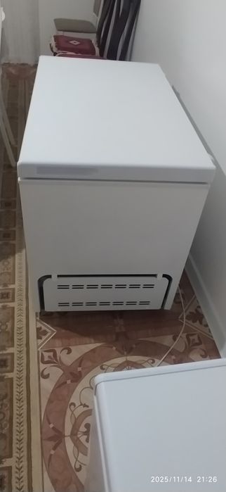 Морозильник продам