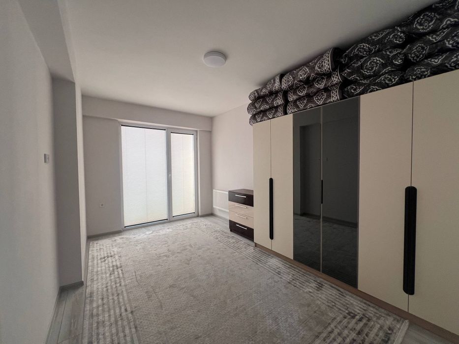 Аренда квартира ЖК Зарафшон 3 комнатная