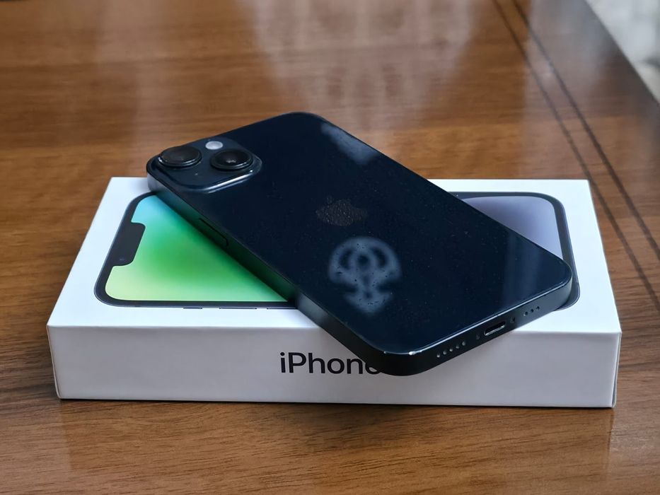 Айфон 14 в харошем состояние