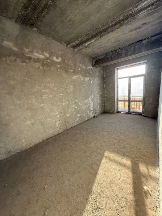 Konechka tomonda 3 xonali korobka sotiladi