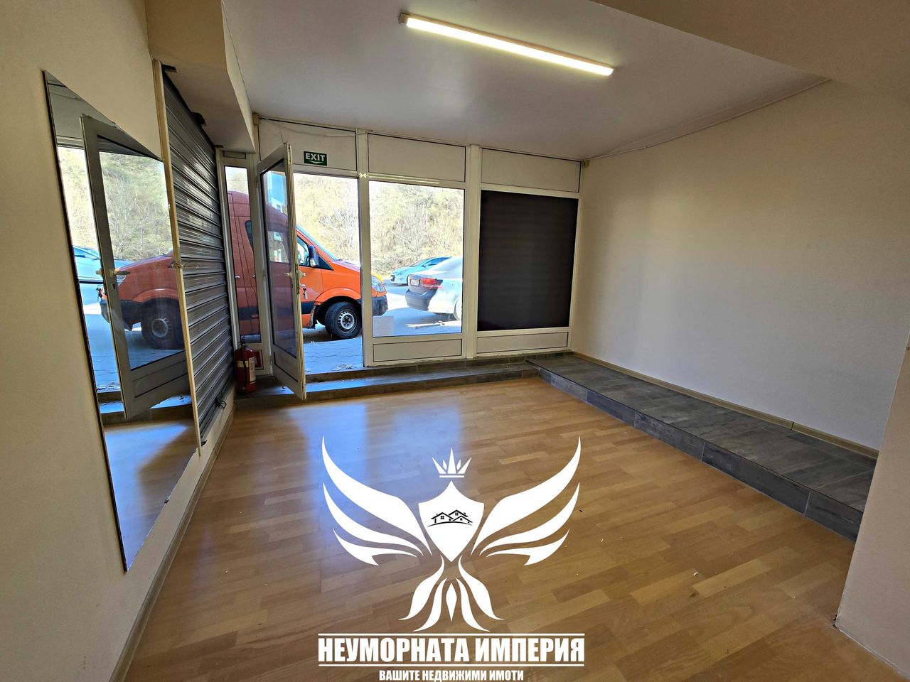 Дава се под наем Магазин в Асеновград - 36 кв.м за 205 € - Снимка #6