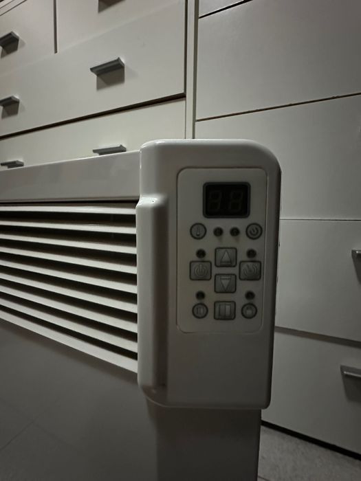 Tesy CN 04 200 EIS W конвекторна печка