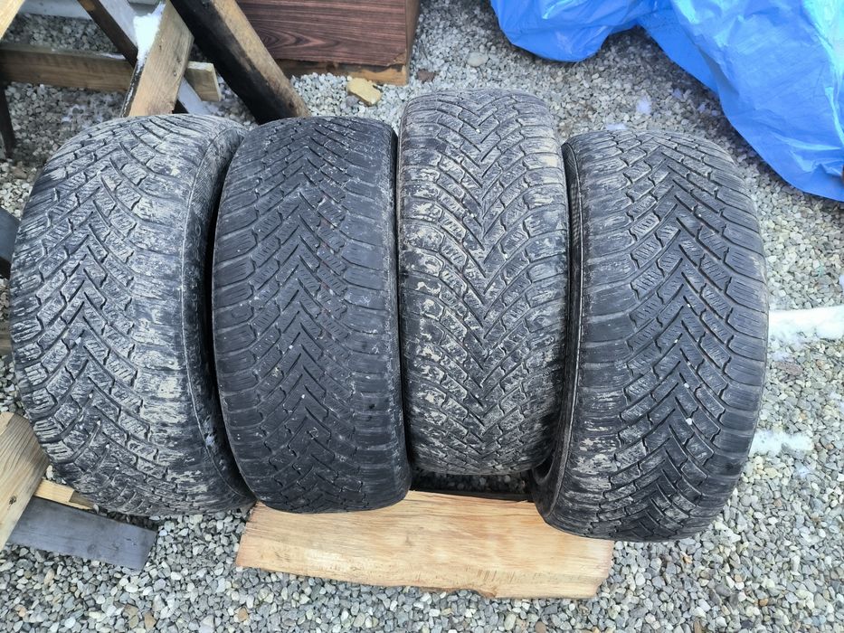 Anvelope iarna Continental 225/50R17