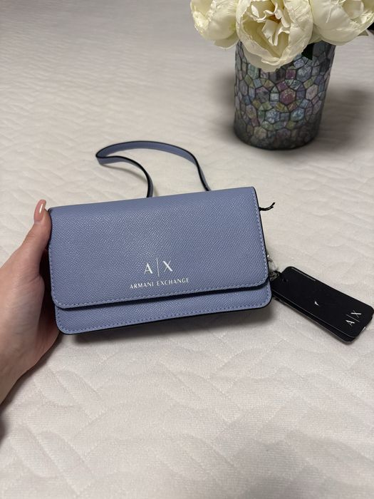 Чисто нова чанта Armani Exchange
