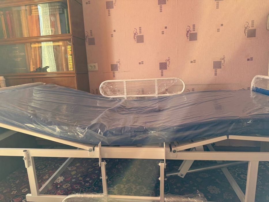 Кровать медицинская