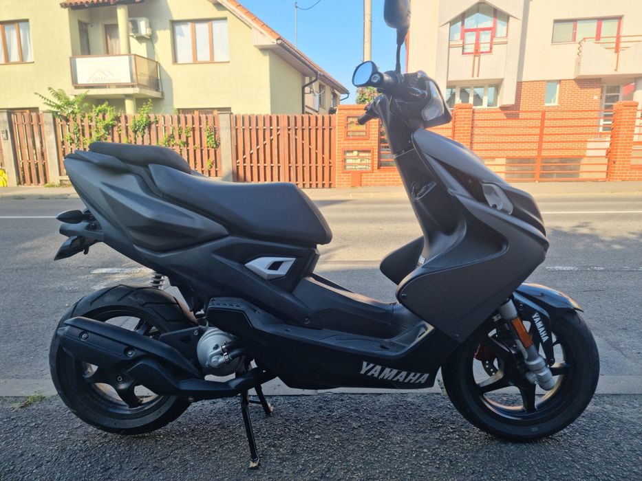 Scuter Yamaha Aerox 2014, 2T